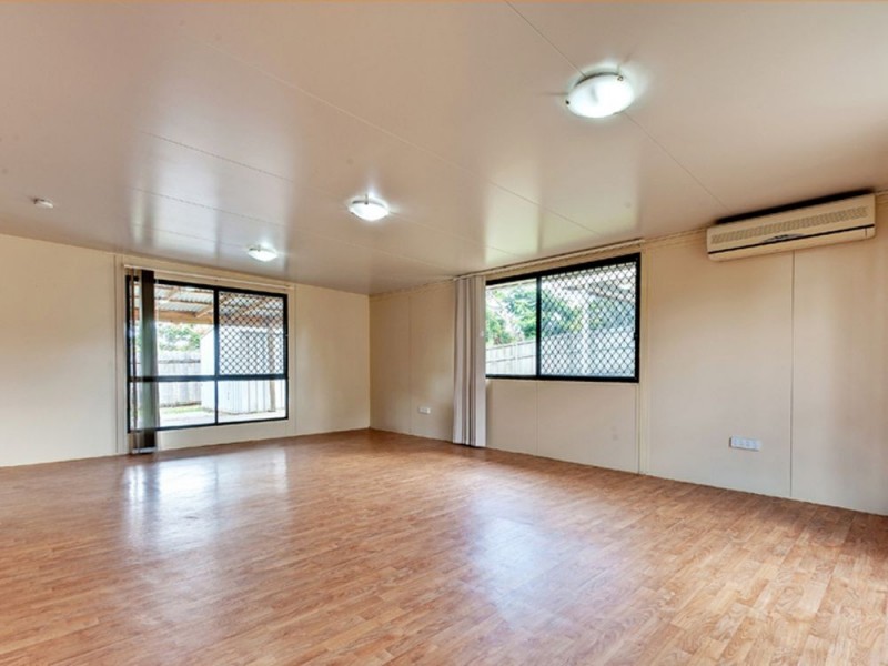 15 Dorsey Street, Crestmead QLD 4132