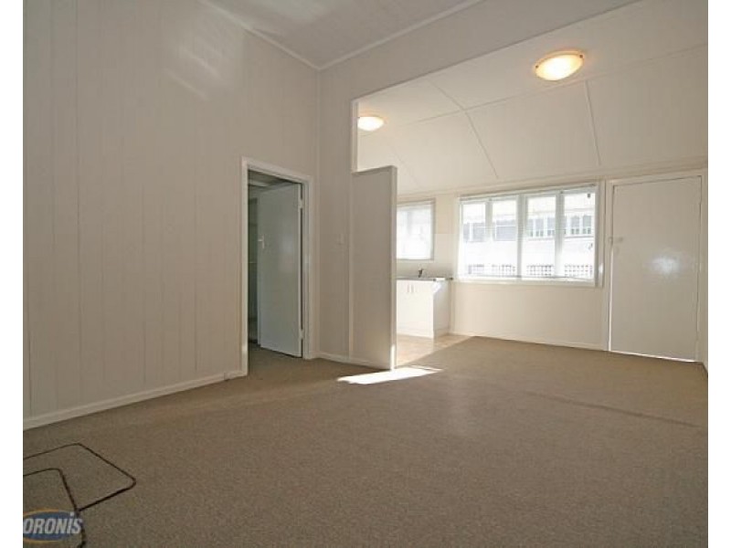1/18 Norman Street, Wooloowin QLD 4030