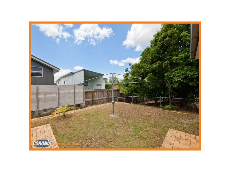 2/12 Dacca Street, Red Hill QLD 4059