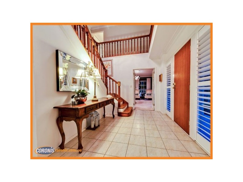 8 Clunies Ross Street, Mount Ommaney QLD 4074