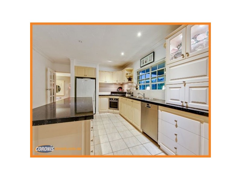 8 Clunies Ross Street, Mount Ommaney QLD 4074