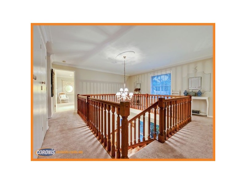 8 Clunies Ross Street, Mount Ommaney QLD 4074