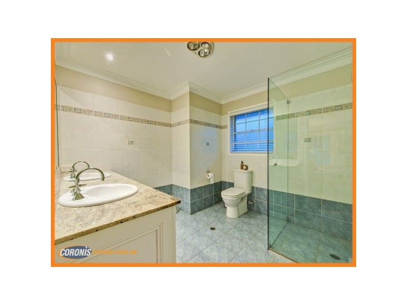 8 Clunies Ross Street, Mount Ommaney QLD 4074