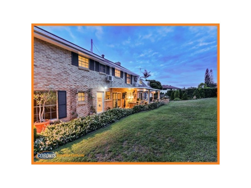 8 Clunies Ross Street, Mount Ommaney QLD 4074