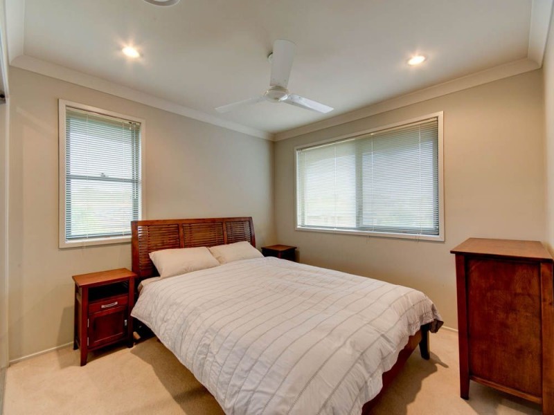 2 Nardoo Close, Carseldine QLD 4034