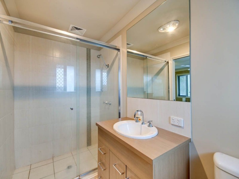 2 Nardoo Close, Carseldine QLD 4034