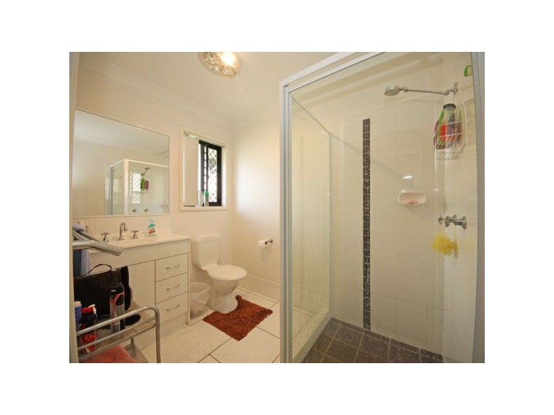 13 Grassdale Crescent, Morayfield QLD 4506