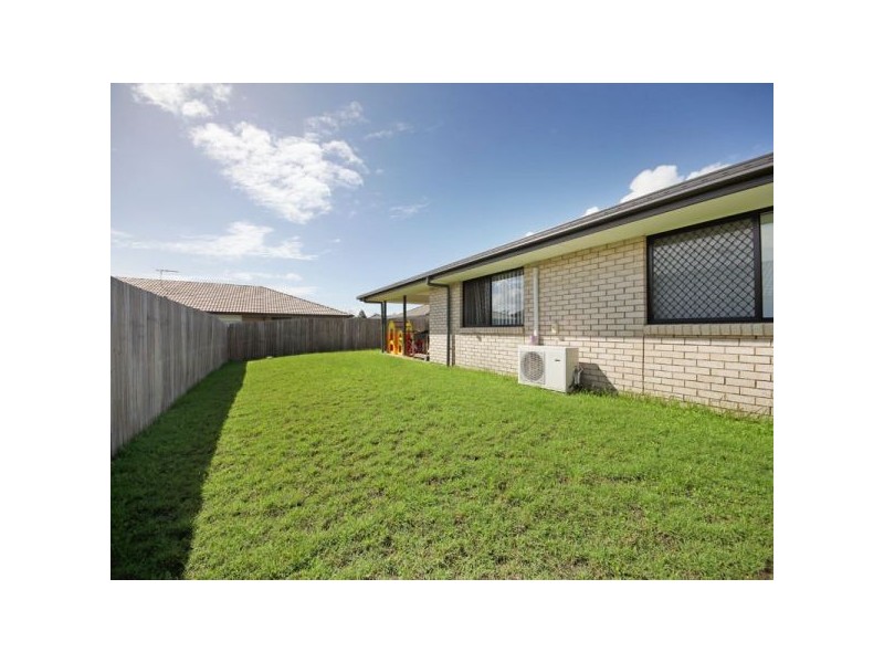 13 Grassdale Crescent, Morayfield QLD 4506