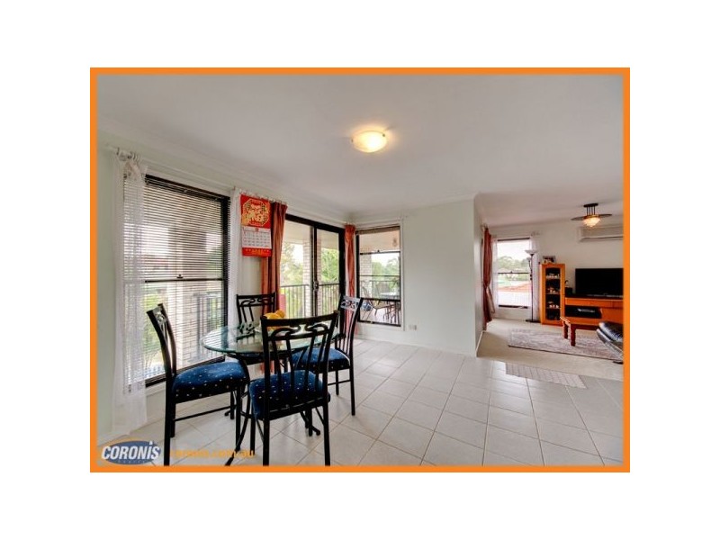 5 Mareeba Court, Arana Hills QLD 4054