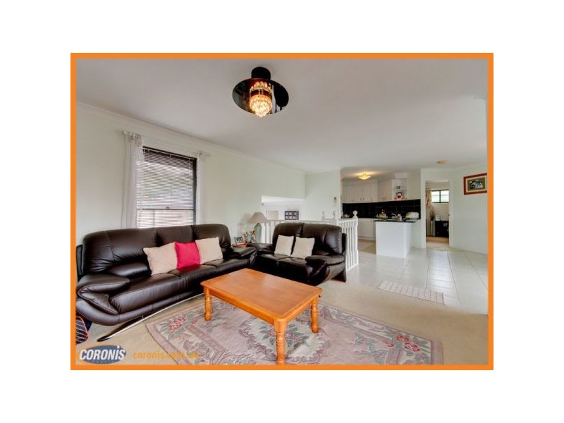 5 Mareeba Court, Arana Hills QLD 4054