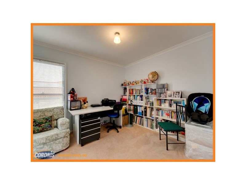 5 Mareeba Court, Arana Hills QLD 4054