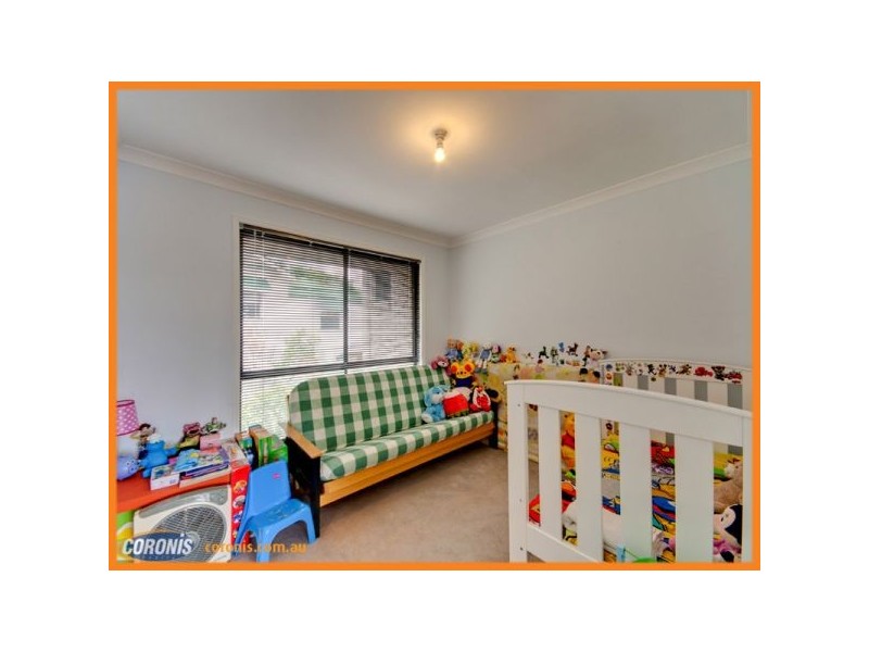 5 Mareeba Court, Arana Hills QLD 4054