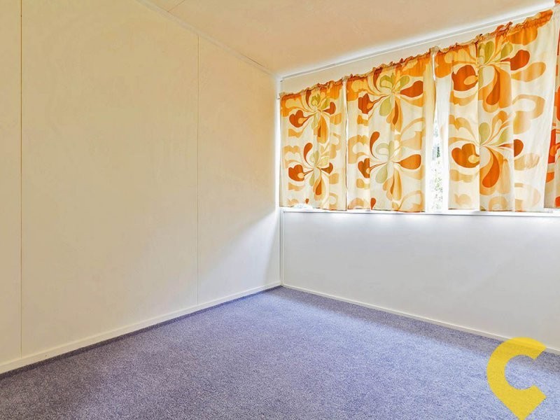 9 Lorikeet Court, Arana Hills QLD 4054