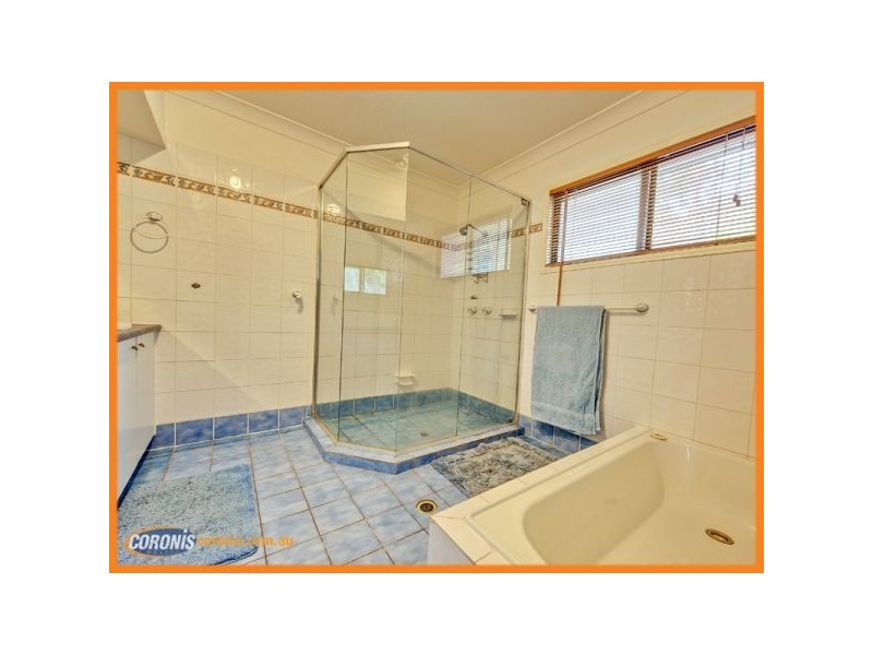 8 Lasandra Court, Shailer Park QLD 4128