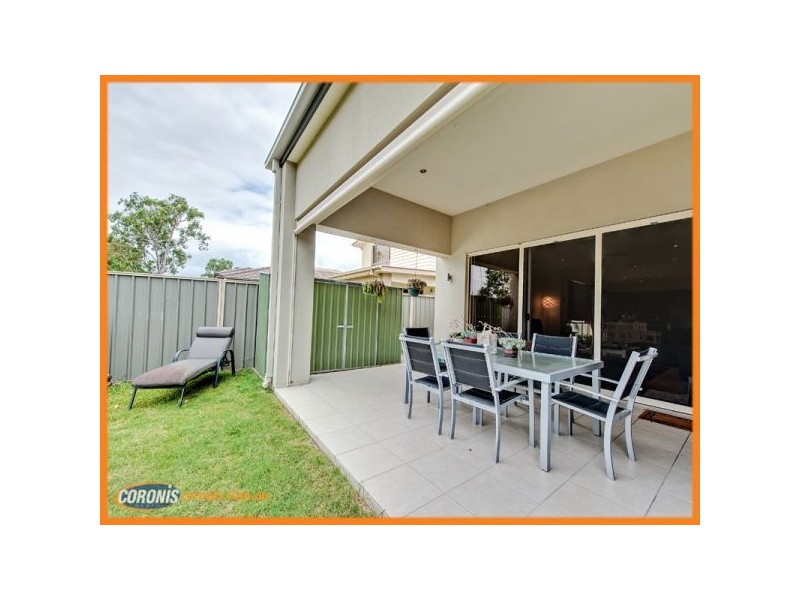 10 Chip In Place, Helensvale QLD 4212