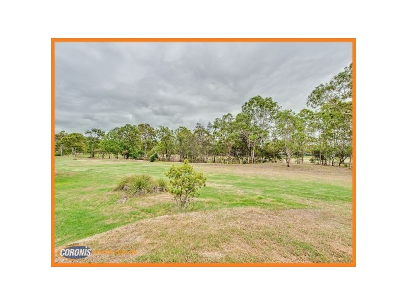 10 Chip In Place, Helensvale QLD 4212