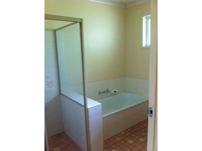 21 Kate Avenue, Deception Bay QLD 4508