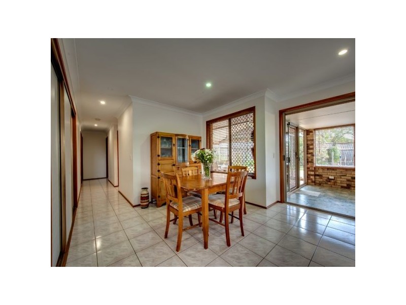 1 Dolomite Street, Runcorn QLD 4113