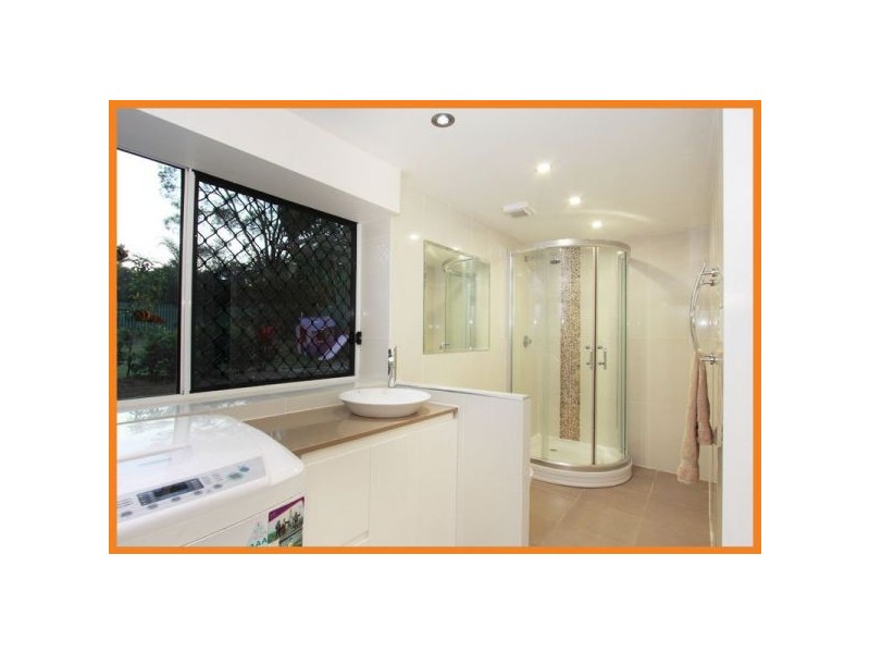 24 Cara Street, Aspley QLD 4034