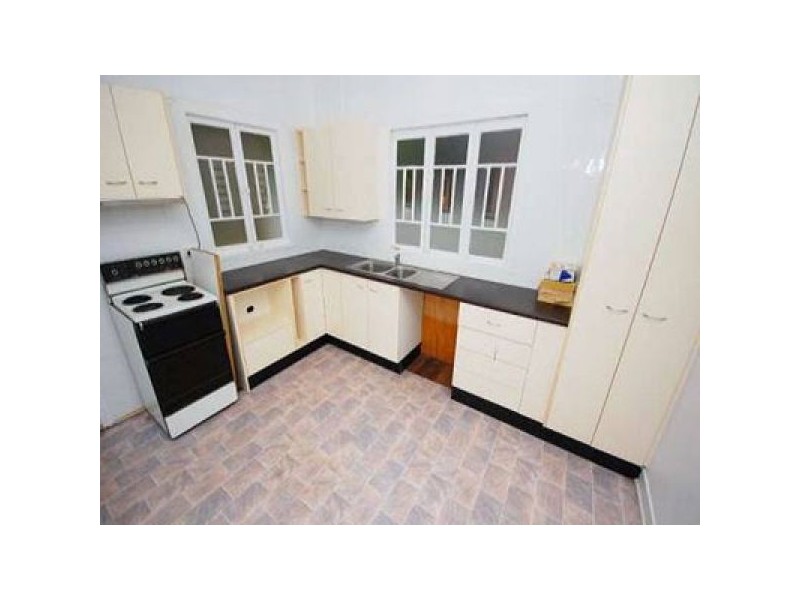 19 Laura Street, Tarragindi QLD 4121