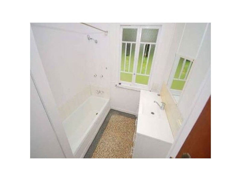 19 Laura Street, Tarragindi QLD 4121