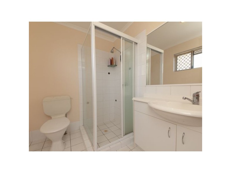 8/262 Cavendish Road, Coorparoo QLD 4151