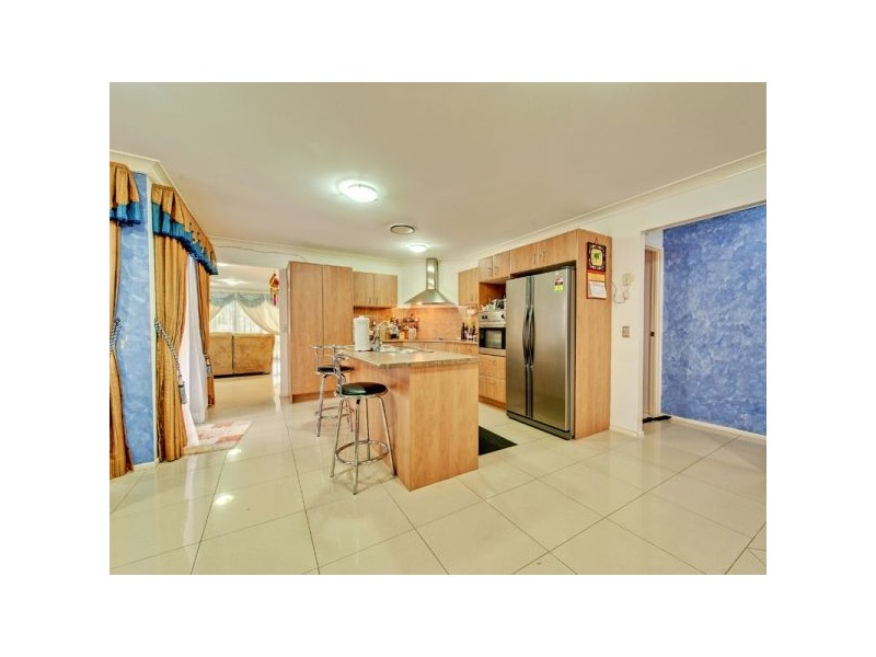 43 Meadowbrook Drive, Meadowbrook QLD 4131