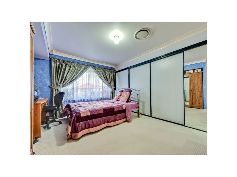 43 Meadowbrook Drive, Meadowbrook QLD 4131