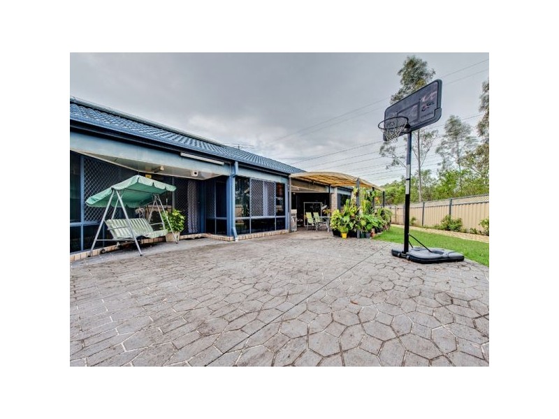 43 Meadowbrook Drive, Meadowbrook QLD 4131