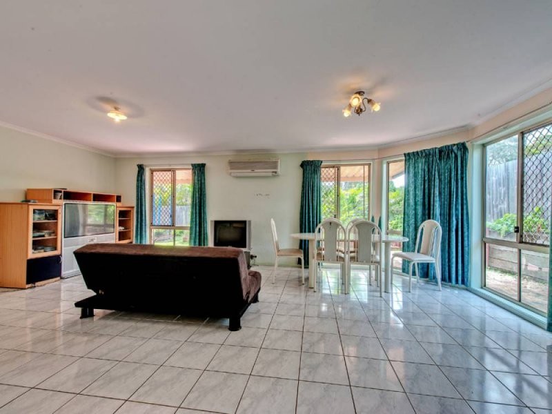 22 Whitmore Crescent, Goodna QLD 4300
