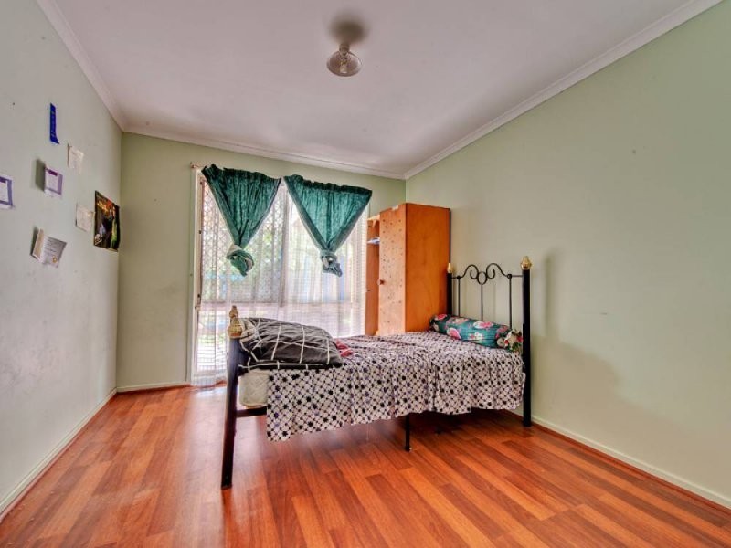 22 Whitmore Crescent, Goodna QLD 4300