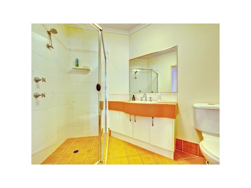 10 Dew Close, Springfield Lakes QLD 4300
