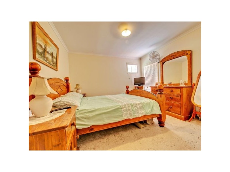10 Dew Close, Springfield Lakes QLD 4300