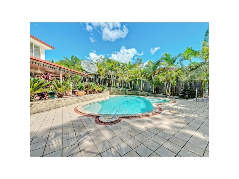 10 Dew Close, Springfield Lakes QLD 4300