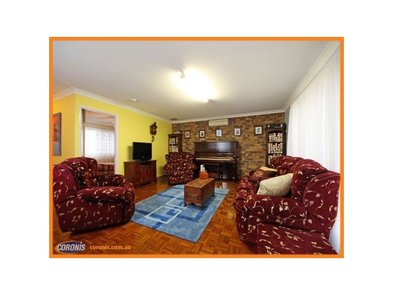 4 Alexander Crescent, Morayfield QLD 4506