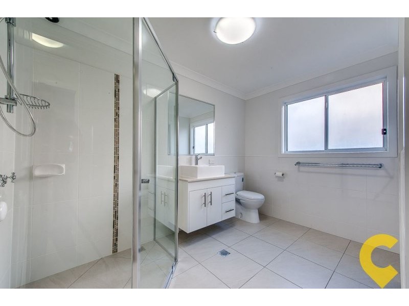 11 Riverine Drive, Springfield Lakes QLD 4300