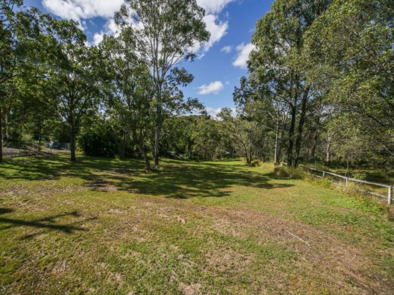317 Reserve Rd, Upper Coomera QLD 4209