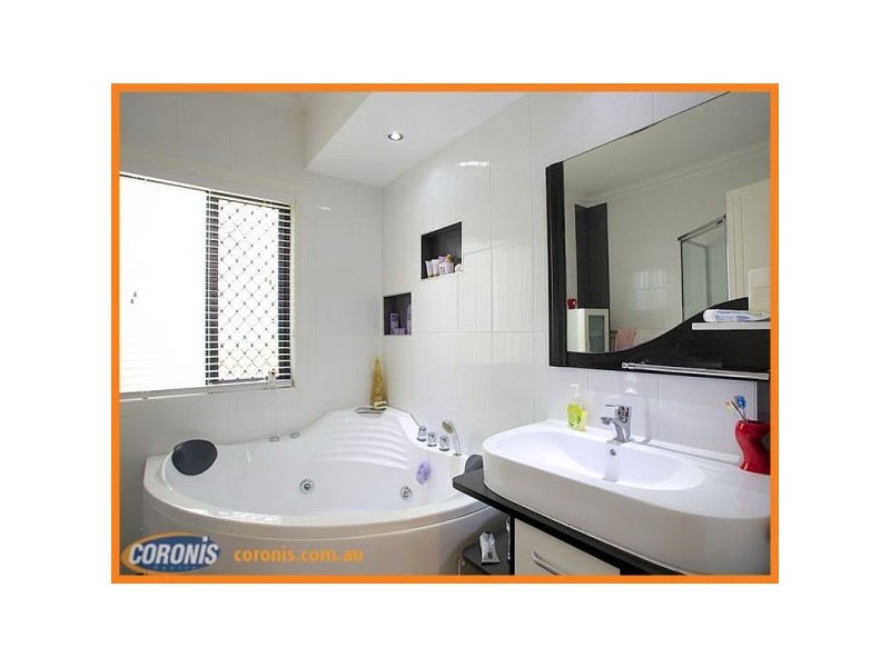 10 Mimi Court, Mount Warren Park QLD 4207
