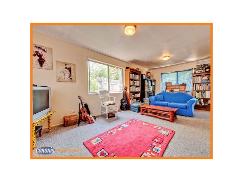 3 Clivia Crescent, Daisy Hill QLD 4127