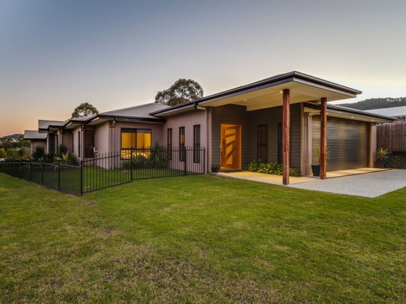 2 Coachella Crescent, Upper Coomera QLD 4209