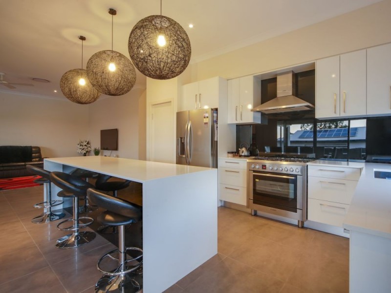 2 Coachella Crescent, Upper Coomera QLD 4209