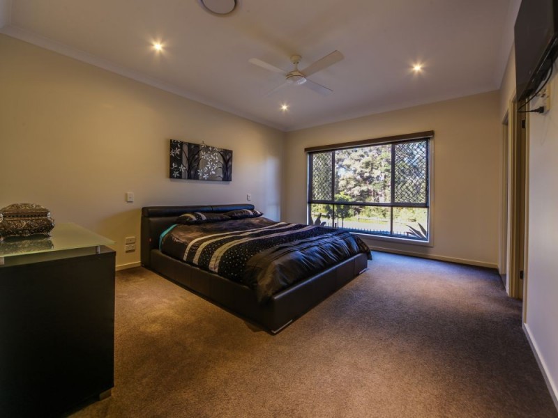 2 Coachella Crescent, Upper Coomera QLD 4209