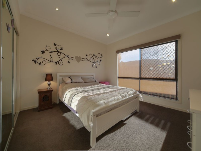 2 Coachella Crescent, Upper Coomera QLD 4209