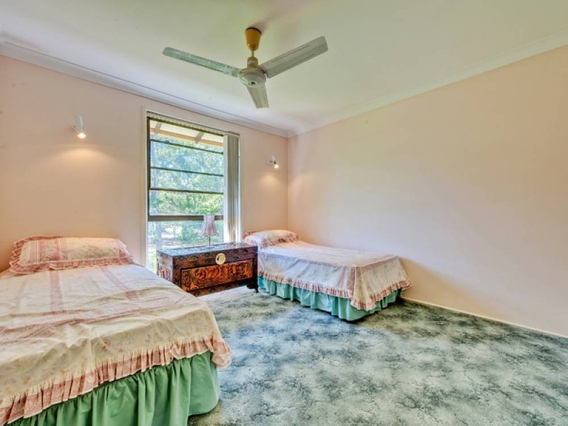 21 Riversdale Road, Oxenford QLD 4210