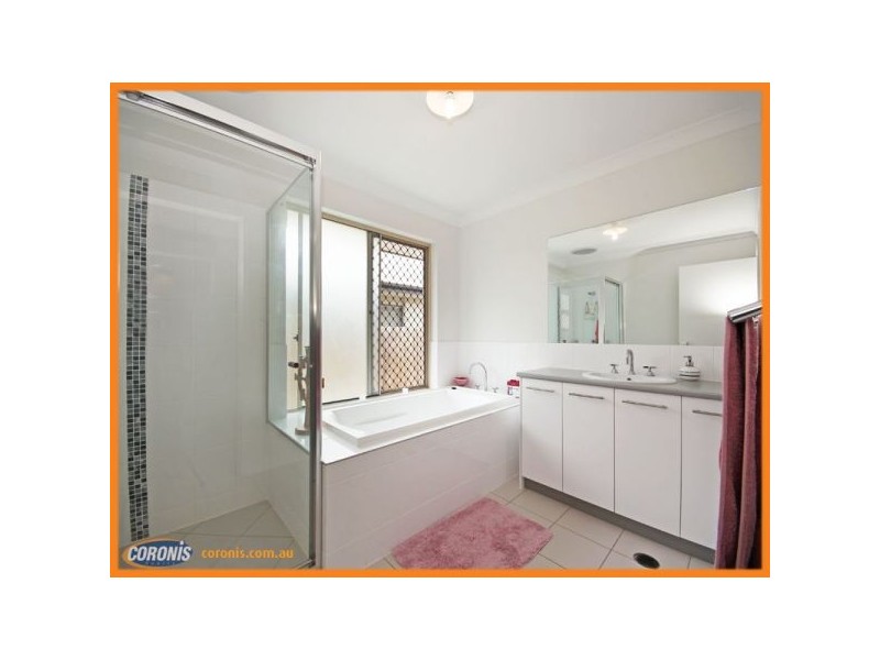 12 Matthew Street, Carseldine QLD 4034