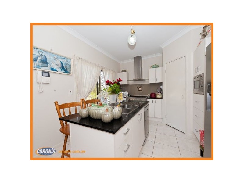 1 Ben Dalley Drive, Helensvale QLD 4212