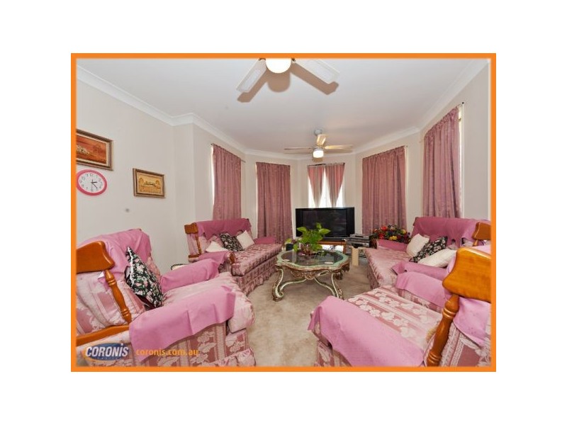 1 Ben Dalley Drive, Helensvale QLD 4212