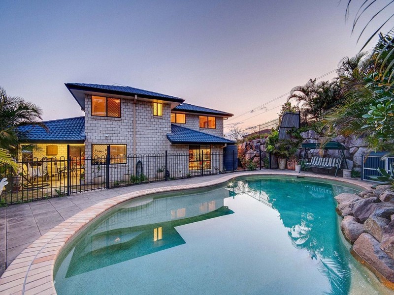 21 Quandong Crescent, Arana Hills QLD 4054