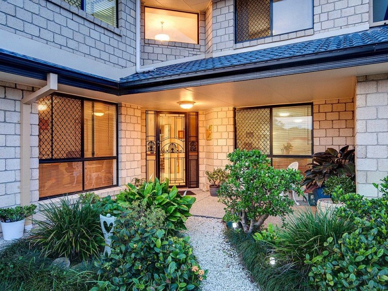 21 Quandong Crescent, Arana Hills QLD 4054