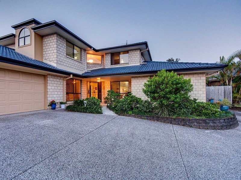 21 Quandong Crescent, Arana Hills QLD 4054